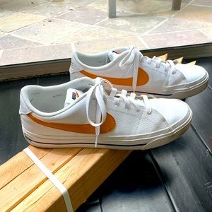 Men’s Nike court classic sneakers size 10.5